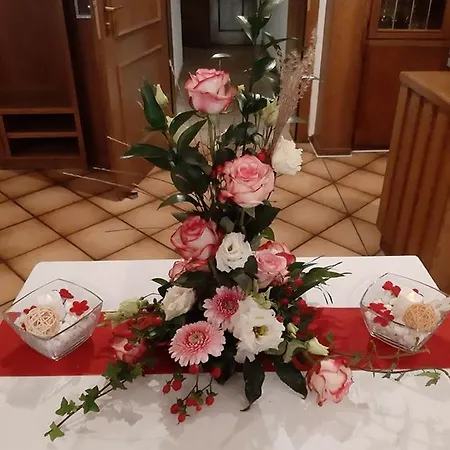 - Zum Schwanenkoenig 3*