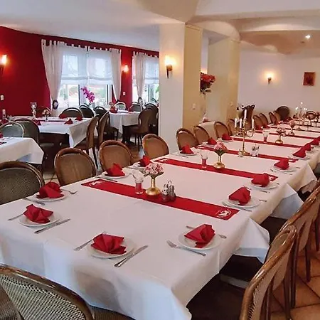 - Zum Schwanenkoenig 3* Medebach