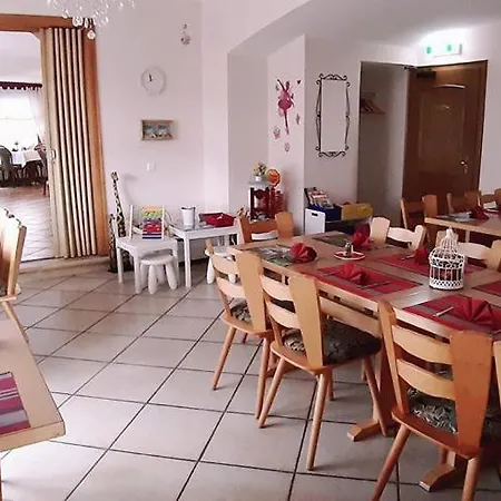 - Zum Schwanenkoenig 3* ميدهباخ