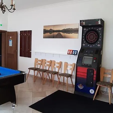 - Zum Schwanenkoenig 3* ميدهباخ