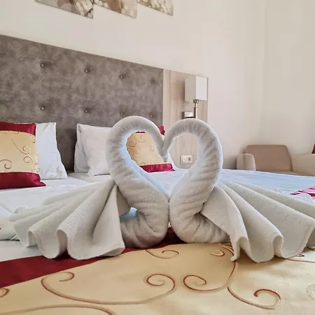 - Zum Schwanenkoenig Hotel
