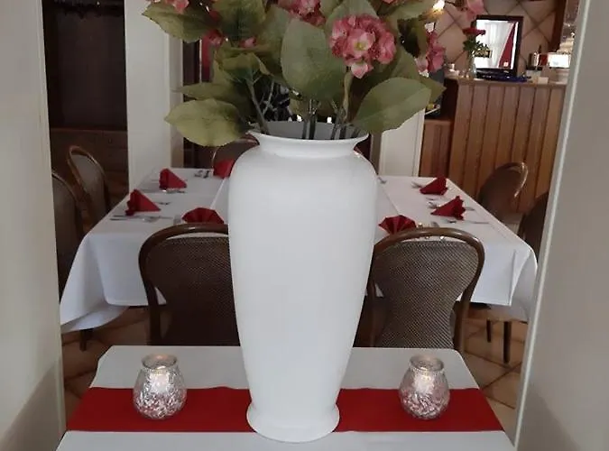 Hotel - Zum Schwanenkoenig