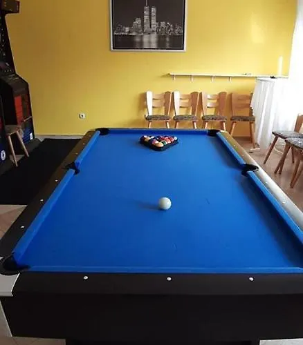 - Zum Schwanenkoenig Hotel Medebach