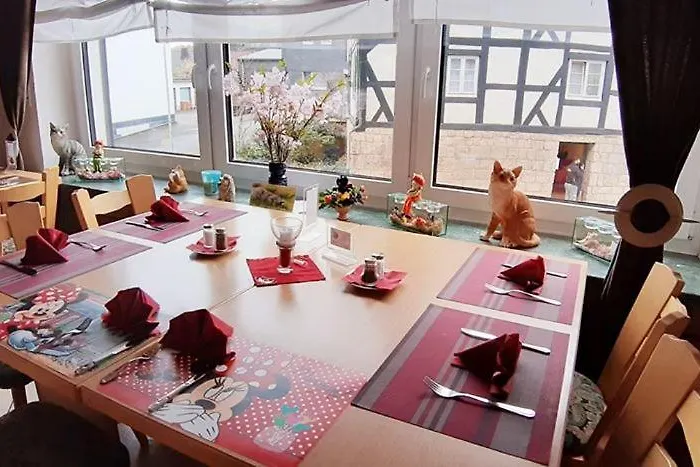 - Zum Schwanenkoenig 3*