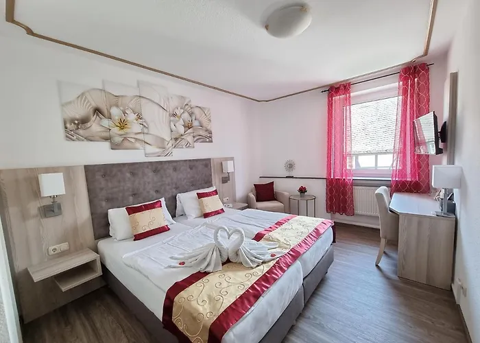 - Zum Schwanenkoenig Hotel