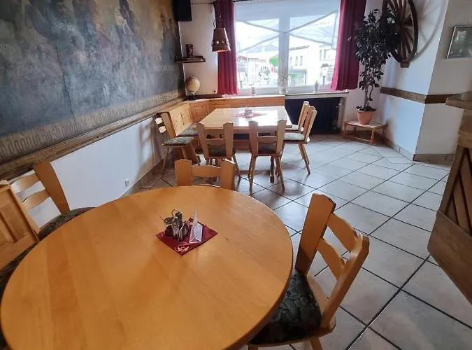 Hotel - Zum Schwanenkoenig Medebach